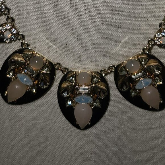 Statement Necklace - Picture 1 of 5